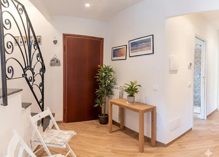 Via Bossi - Borgo Foce