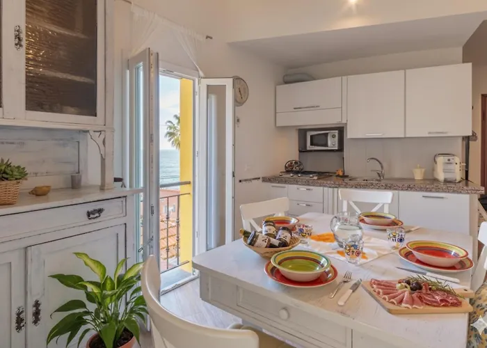 Apartmán Via Bossi - Borgo Foce